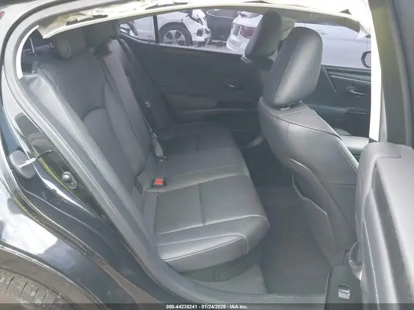 58ADA1C1XRU051251 2024 LEXUS ES - Image 8