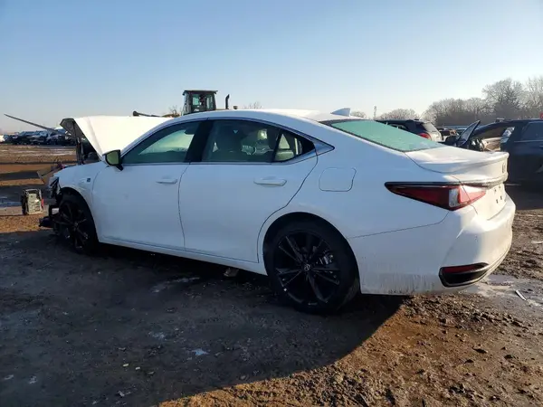 58ADA1C1XSU055578 2025 LEXUS ES - Image 2