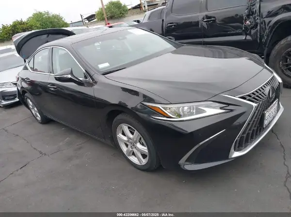 58ADA1C1XSU058898 2025 LEXUS ES - Image 1