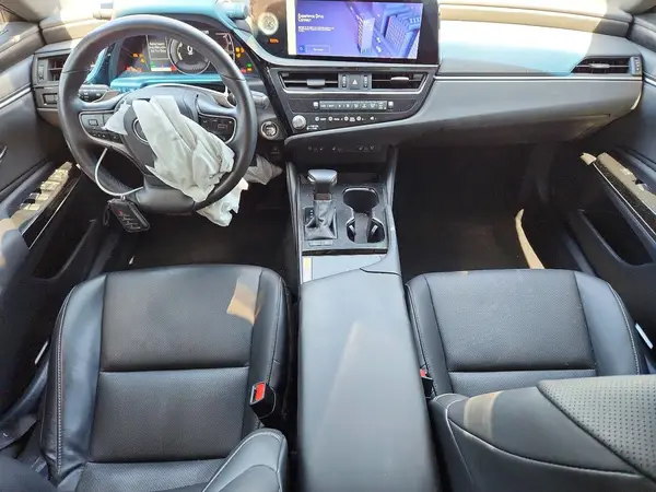 58ADA1C1XSU061087 2025 LEXUS ES - Image 8