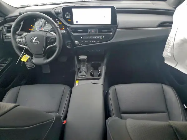 58ADA1C1XSU062076 2025 LEXUS ES - Image 8