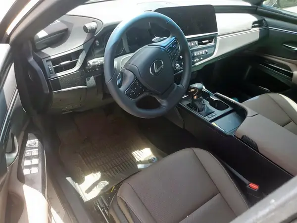 58ADA1C1XSU065009 2025 LEXUS ES - Image 8