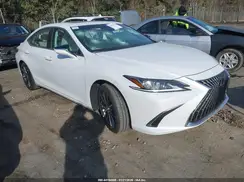 58ADA1C1XSU070744 2025 LEXUS ES