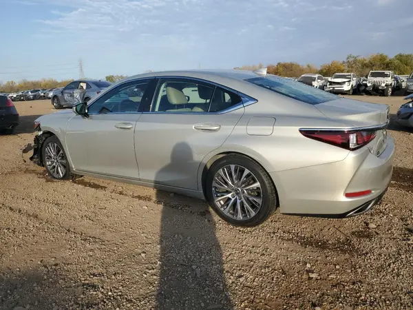 58ADZ1B10LU052247 2020 LEXUS ES - Image 2
