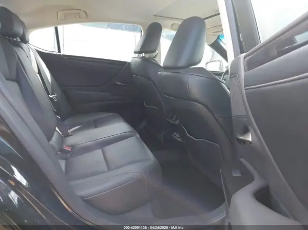 58ADZ1B10LU053379 2020 LEXUS ES - Image 8