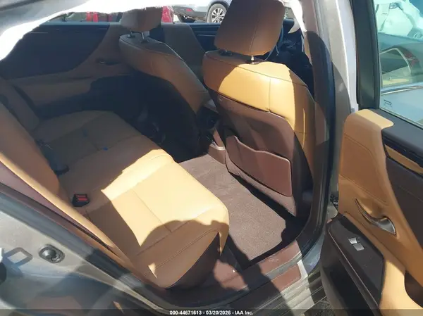 58ADZ1B10LU059828 2020 LEXUS ES - Image 8