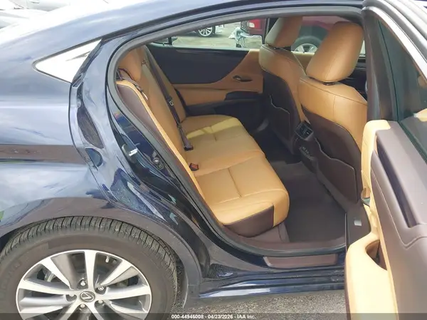 58ADZ1B10LU063989 2020 LEXUS ES - Image 8