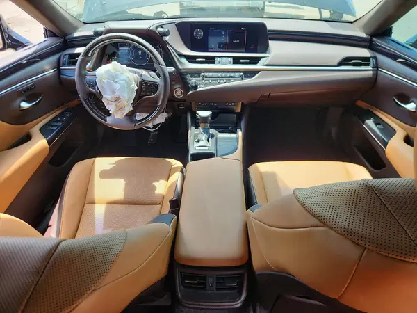 58ADZ1B10LU078136 2020 LEXUS ES - Image 8