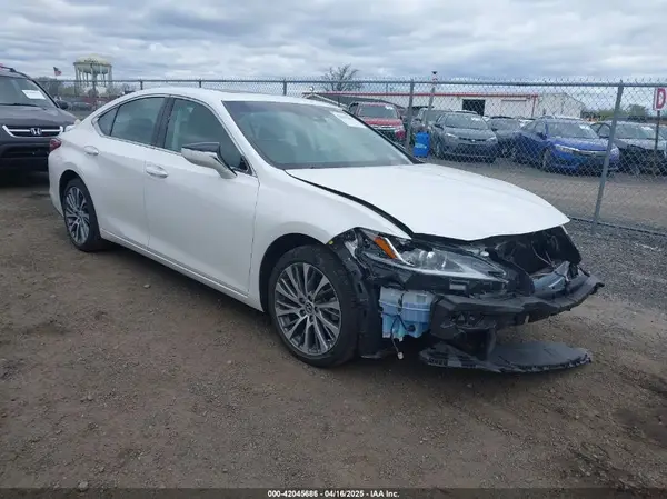 58ADZ1B10MU082396 2021 LEXUS ES - Image 1