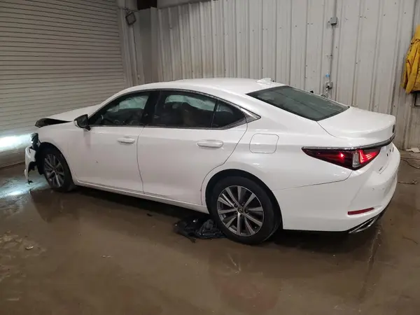 58ADZ1B10MU088442 2021 LEXUS ES - Image 2