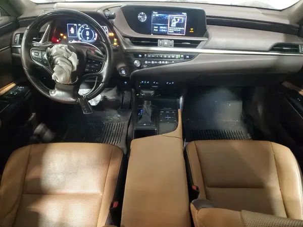 58ADZ1B10MU088442 2021 LEXUS ES - Image 8