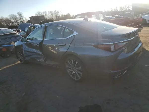 58ADZ1B10MU091082 2021 LEXUS ES - Image 2