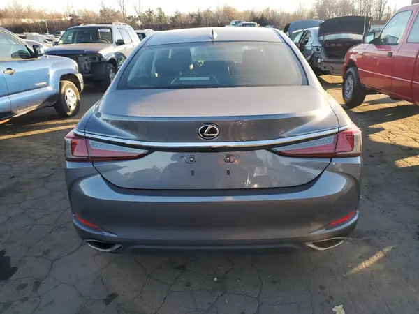 2021 LEXUS ES auction photo 6
