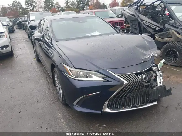 58ADZ1B10MU104283 2021 LEXUS ES - Image 1