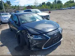 58ADZ1B10MU105613 2021 LEXUS ES