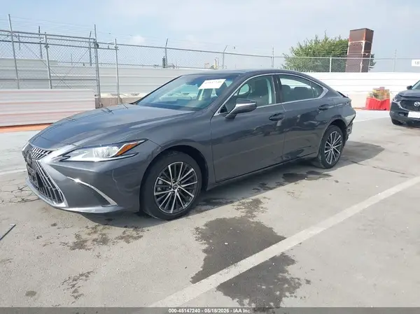 58ADZ1B10NU120940 2022 LEXUS ES - Image 2