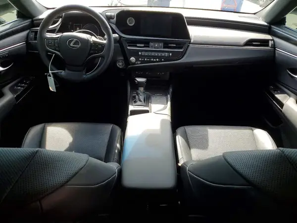 58ADZ1B10NU131906 2022 LEXUS ES - Image 8