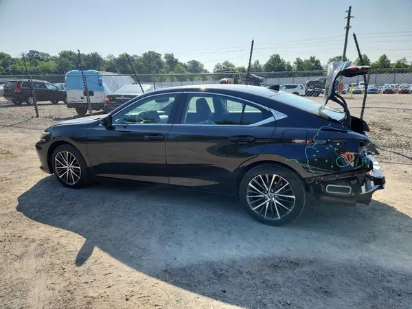58ADZ1B10PU141063 2023 LEXUS ES - Image 2