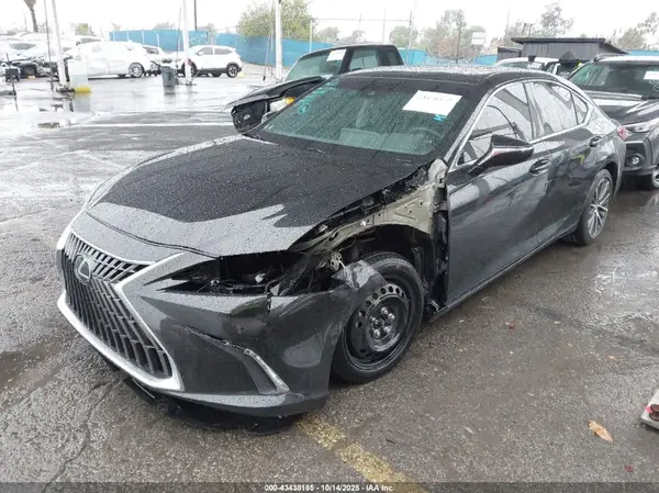 58ADZ1B10PU146683 2023 LEXUS ES - Image 2