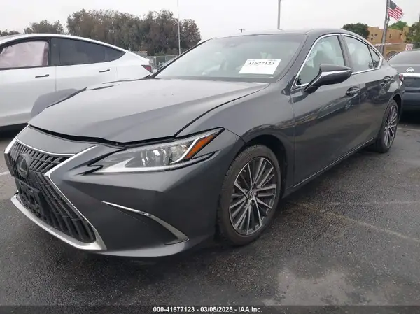 58ADZ1B10PU147722 2023 LEXUS ES - Image 2
