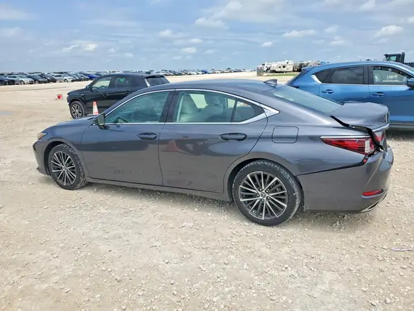 58ADZ1B10PU152483 2023 LEXUS ES - Image 2