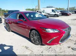 58ADZ1B10RU160361 2024 LEXUS ES