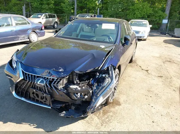 58ADZ1B10RU180979 2024 LEXUS ES - Image 2