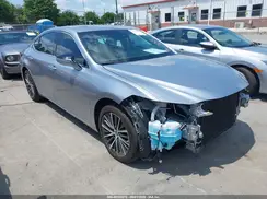 58ADZ1B10SU189591 2025 LEXUS ES