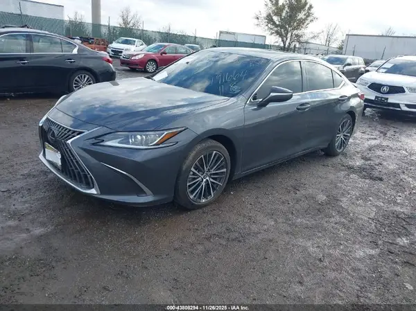 58ADZ1B10SU191664 2025 LEXUS ES - Image 2