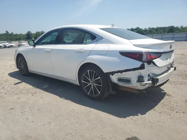 58ADZ1B10SU195343 2025 LEXUS ES - Image 2