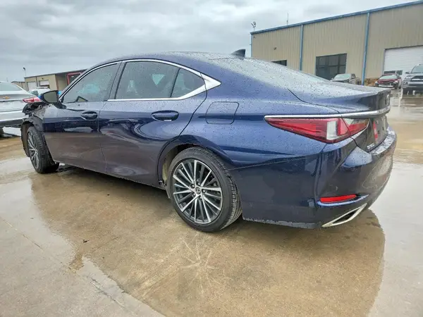 58ADZ1B10SU200606 2025 LEXUS ES - Image 2