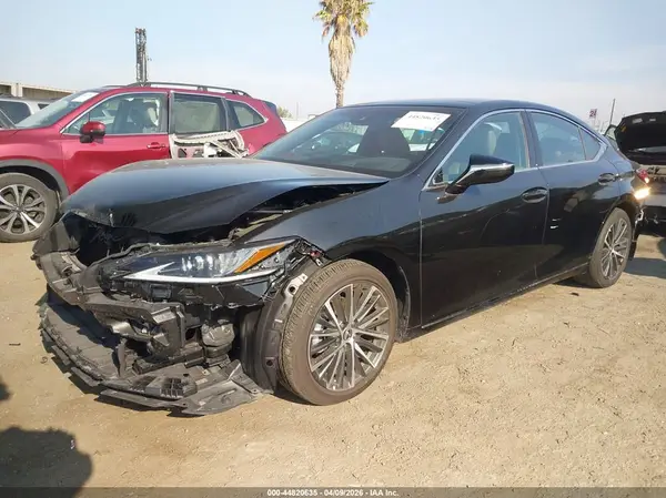 58ADZ1B10SU210021 2025 LEXUS ES - Image 2
