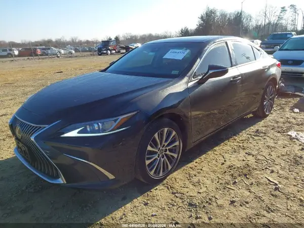 58ADZ1B11LU071681 2020 LEXUS ES - Image 2