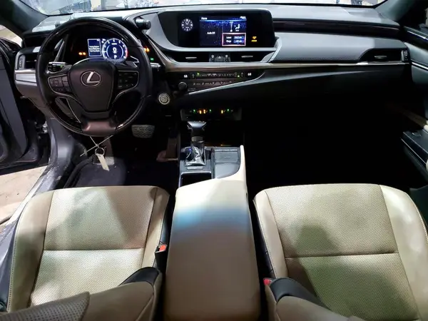58ADZ1B11LU077383 2020 LEXUS ES - Image 8