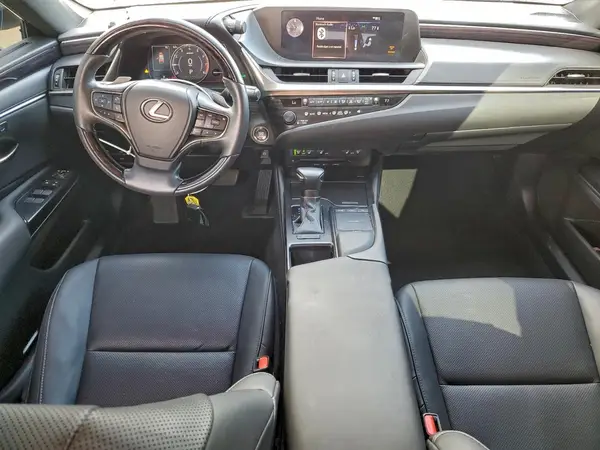 58ADZ1B11LU079408 2020 LEXUS ES - Image 8