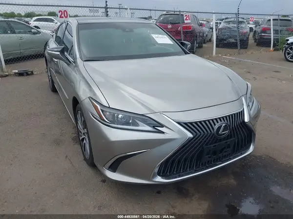 58ADZ1B11MU086182 2021 LEXUS ES - Image 1