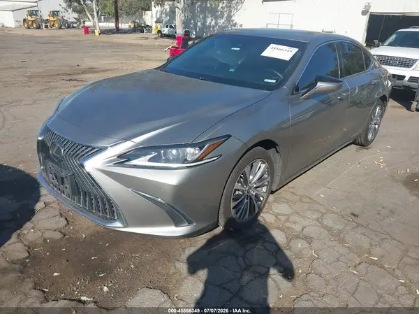58ADZ1B11MU086389 2021 LEXUS ES - Image 2