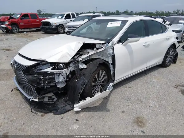 58ADZ1B11MU087624 2021 LEXUS ES - Image 2
