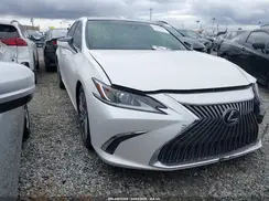 58ADZ1B11MU097618 2021 LEXUS ES