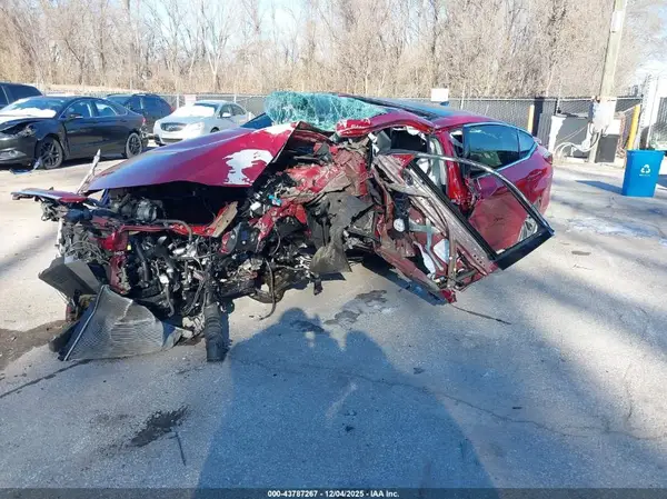 58ADZ1B11MU099899 2021 LEXUS ES - Image 2