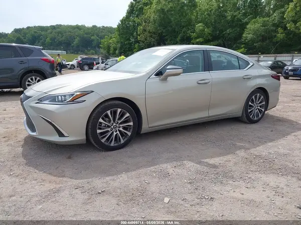 58ADZ1B11MU106706 2021 LEXUS ES - Image 2