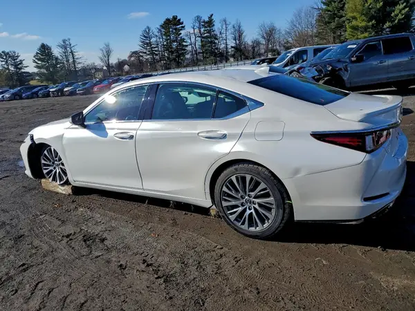 58ADZ1B11MU108620 2021 LEXUS ES - Image 2