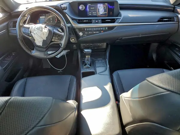 58ADZ1B11MU108620 2021 LEXUS ES - Image 8