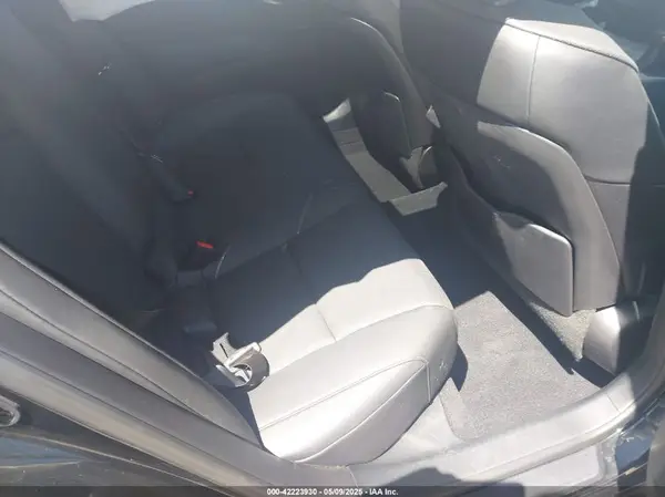 58ADZ1B11MU109847 2021 LEXUS ES - Image 8