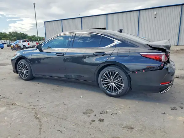 58ADZ1B11NU121076 2022 LEXUS ES - Image 2
