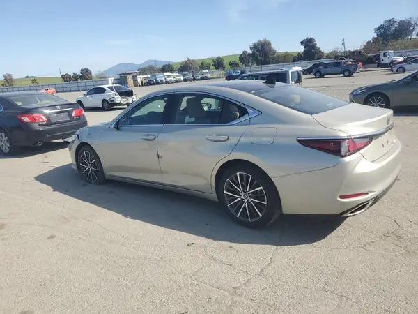 58ADZ1B11NU121112 2022 LEXUS ES - Image 2
