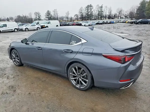 58ADZ1B11NU123443 2022 LEXUS ES - Image 2