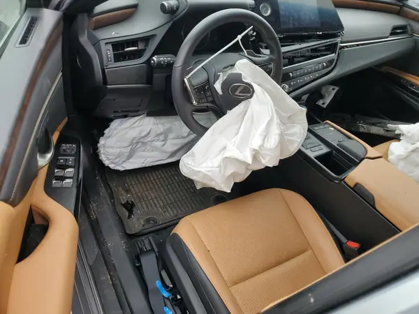 58ADZ1B11NU133583 2022 LEXUS ES - Image 8