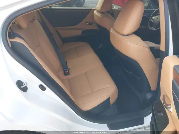 58ADZ1B11NU138279 2022 LEXUS ES - Image 8
