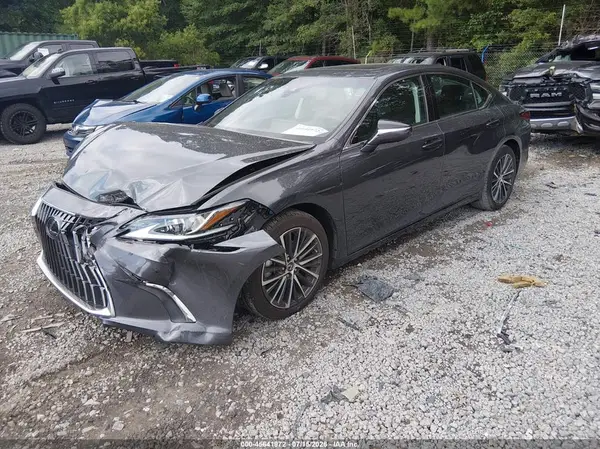 58ADZ1B11PU139807 2023 LEXUS ES - Image 2
